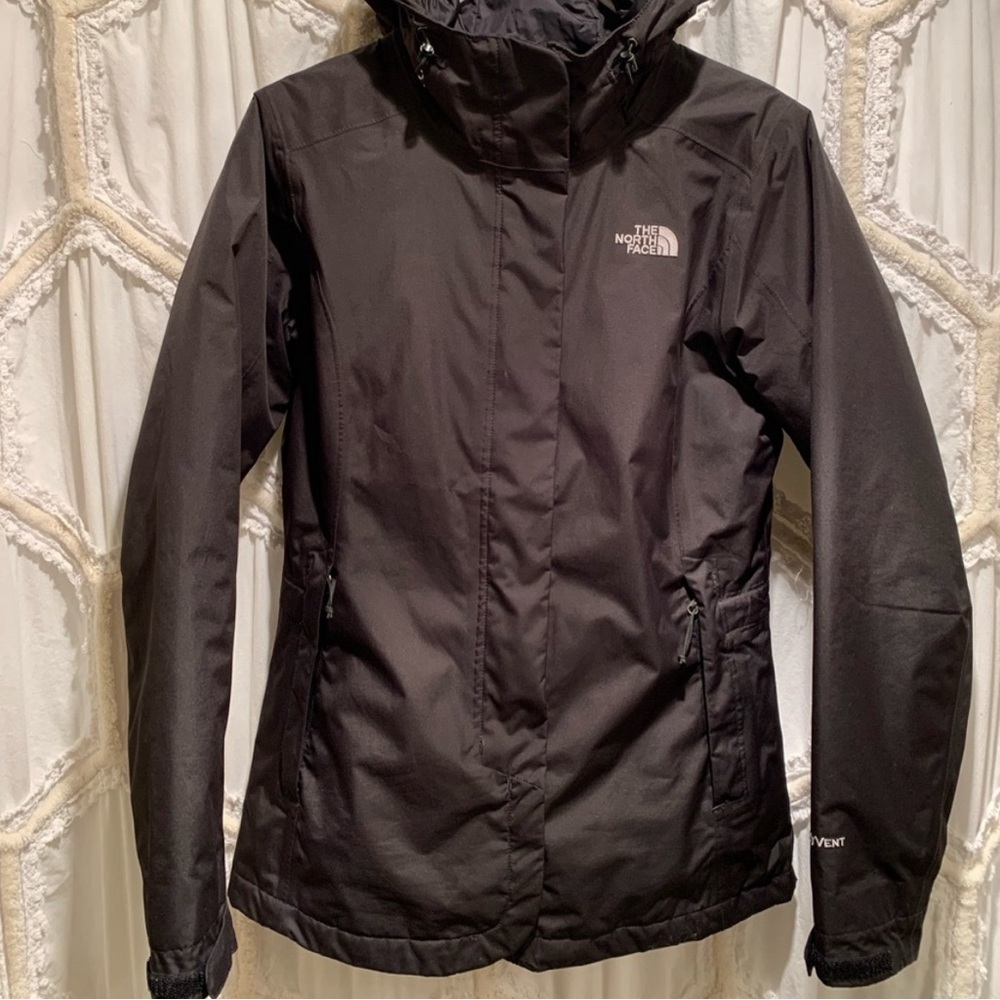 The north face women’s hypervent insulated jacket